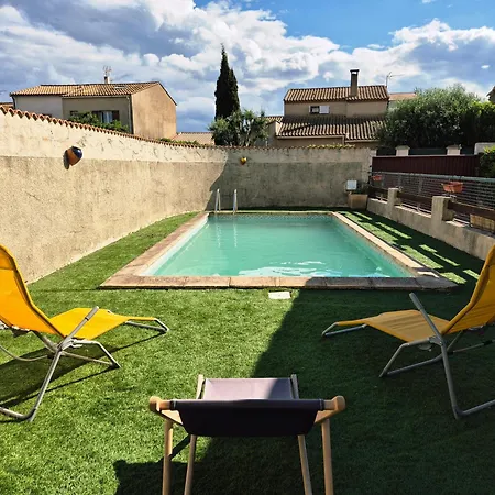 Maison Des Myrtes Apartment